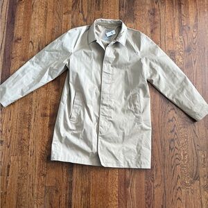 New Gap Trench coat xl